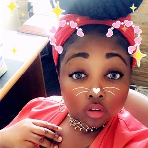 Meet your Posher, Deandrea